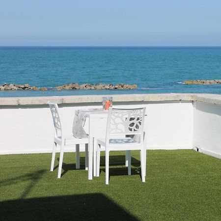 La Terrazza Sul Mare B&B Francavilla Al Mare Eksteriør billede